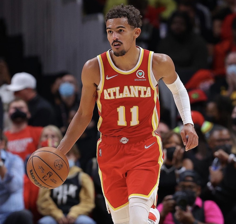 差之毫厘！掘金一约基奇球迷参加球迷挑战 仅差中场投篮就能获大奖（与大奖擦肩而过！掘金队约基奇球迷参加球迷挑战，仅差一记中场投篮）