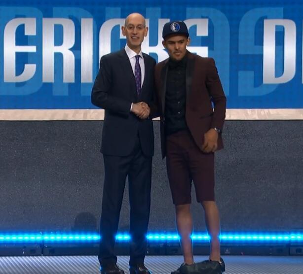 西甲前瞻：贝蒂斯新赛季客场不败，巴列卡诺联赛近5轮不胜（西甲前瞻：贝蒂斯客场不败延续，巴列卡诺联赛五轮无胜）