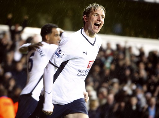 刷新得分生涯之夜！乔治20中12得到39分6篮板8助攻（乔治20投12中轰39分6板8助，上演生涯之夜）