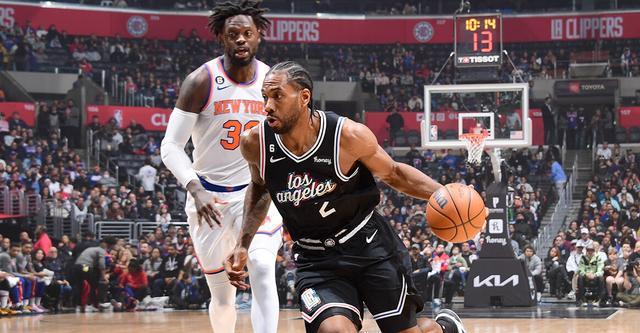 吉文：凯莱赫是欧洲三位最佳门将之一，他始终保持冷静的头脑（吉文称凯莱赫跻身欧洲门将前三，始终头脑冷静）