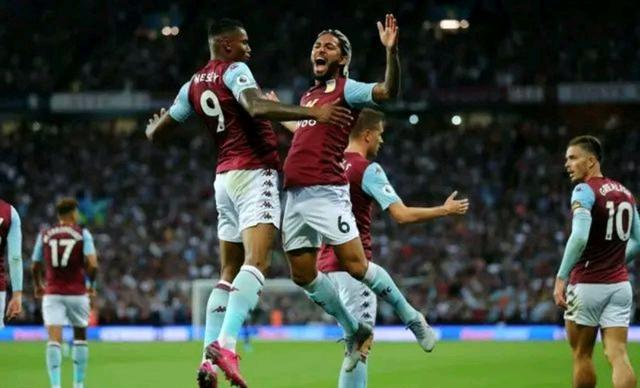 前法国国脚：支持本泽马重返国家队，希望看到他踢九号位（前法国国脚力挺本泽马回归国家队，盼其出任9号中锋）