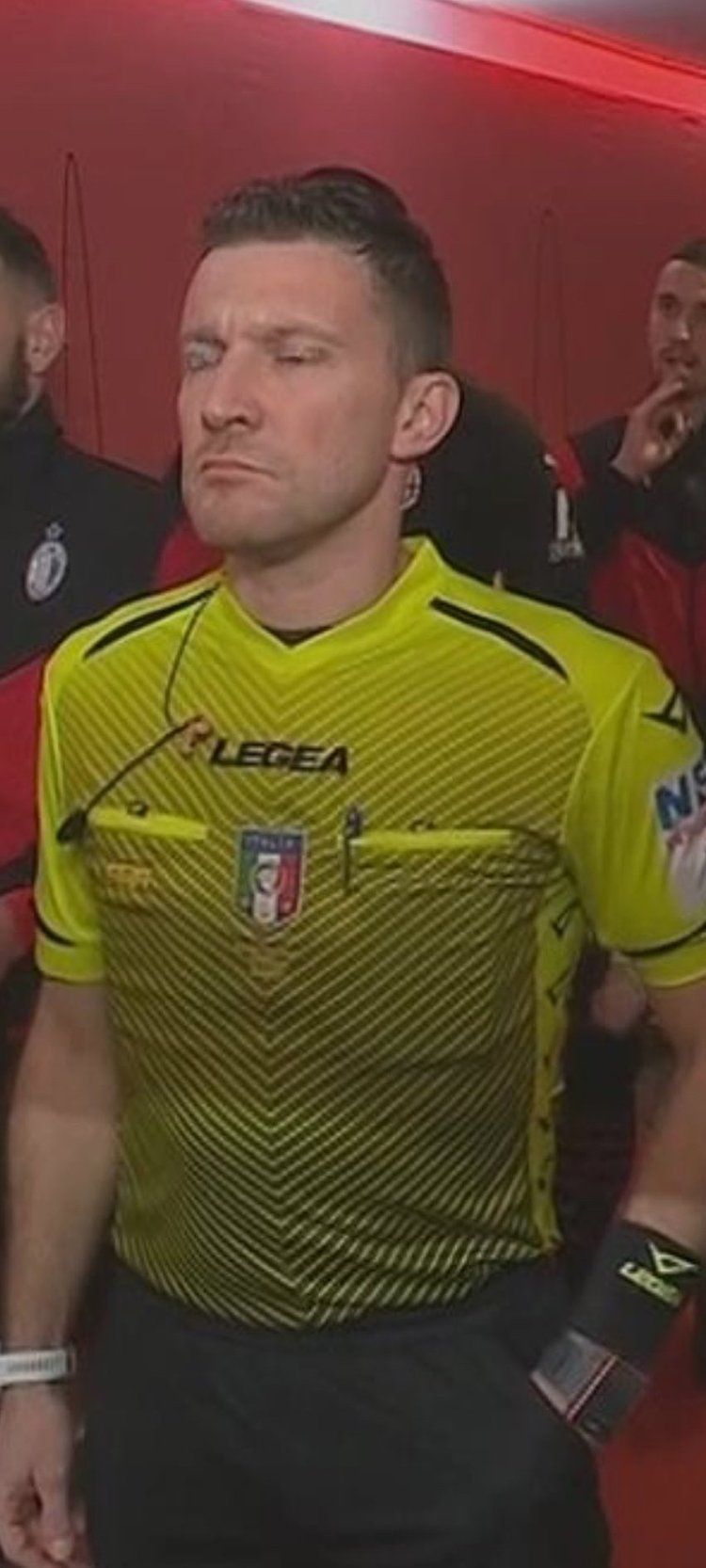 还想翻盘一下？掘金落后10分开始“砍人”战术 亚当斯站上罚球线（逆转心切？掘金落后10分祭出“砍人”策略，亚当斯频登罚球线）