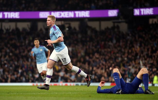 欧冠比赛战术分析：尤文图斯防守策略,（尤文图斯欧冠防守战术解读）