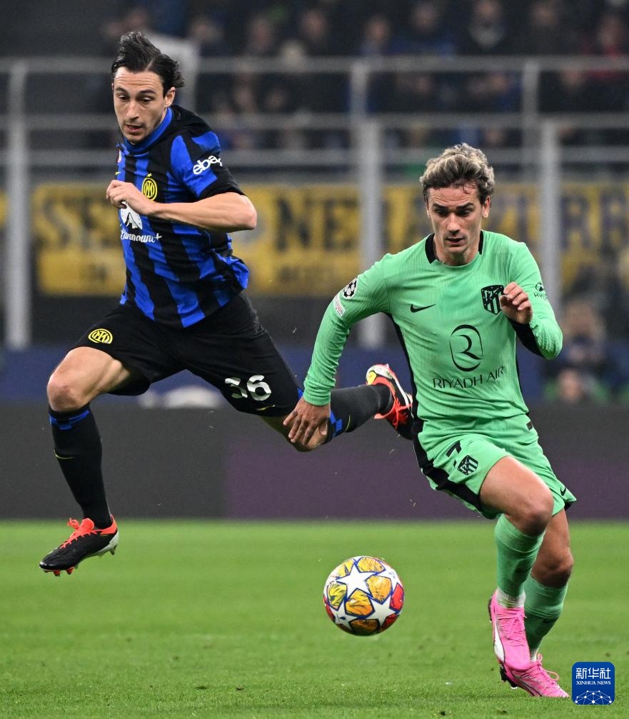 曼联4-1屠狼，狼队中计了（曼联4-1大胜狼队，狼队陷入圈套）