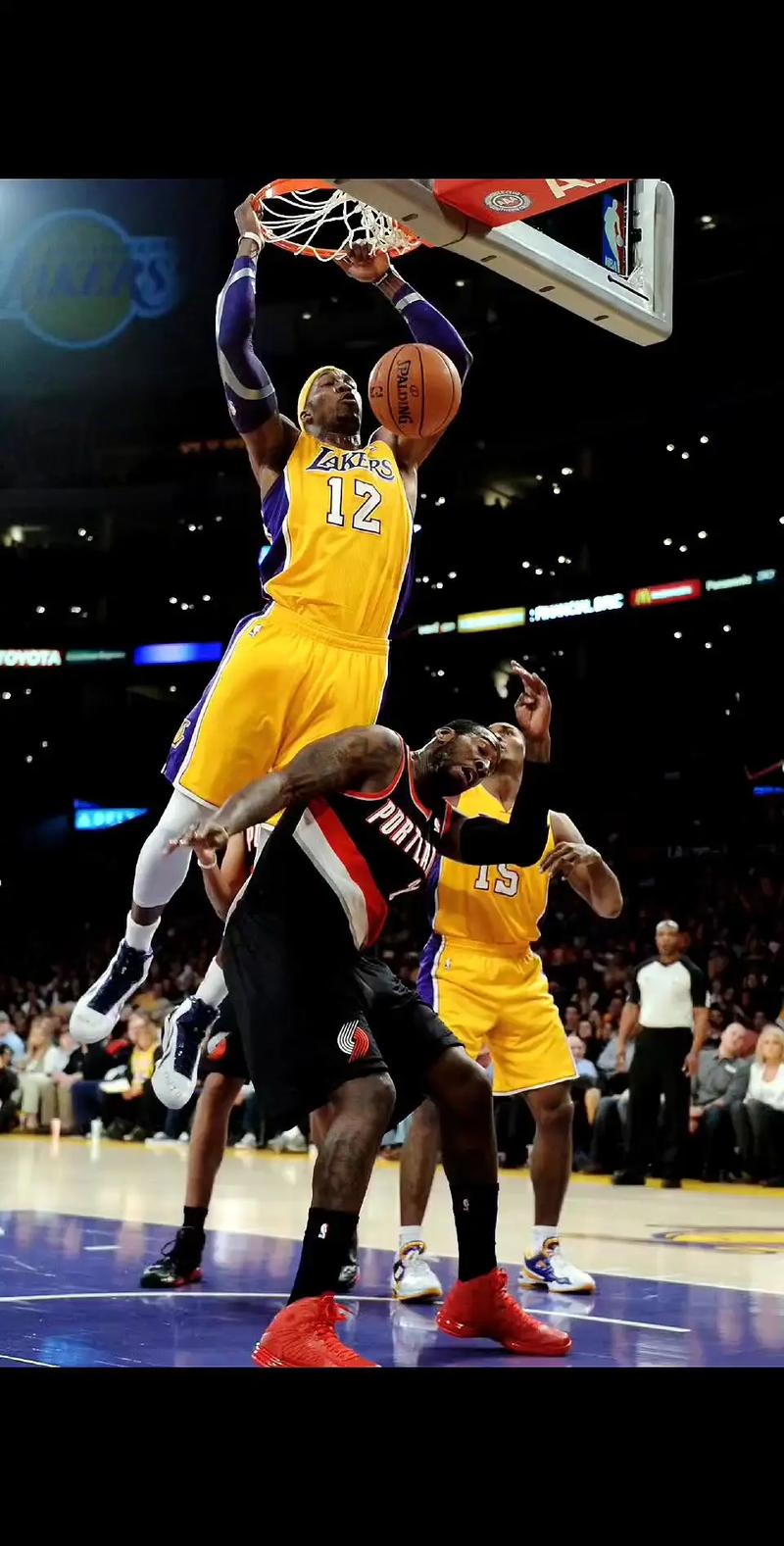 比赛集锦：利雅得胜利4-1赛哈特海湾，C罗献精彩倒钩（C罗倒钩破门！利雅得胜利4-1赛哈特海湾集锦）